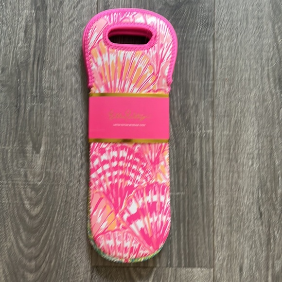 Beverage totes by Lilly Pulitzer - Picture 2 of 4